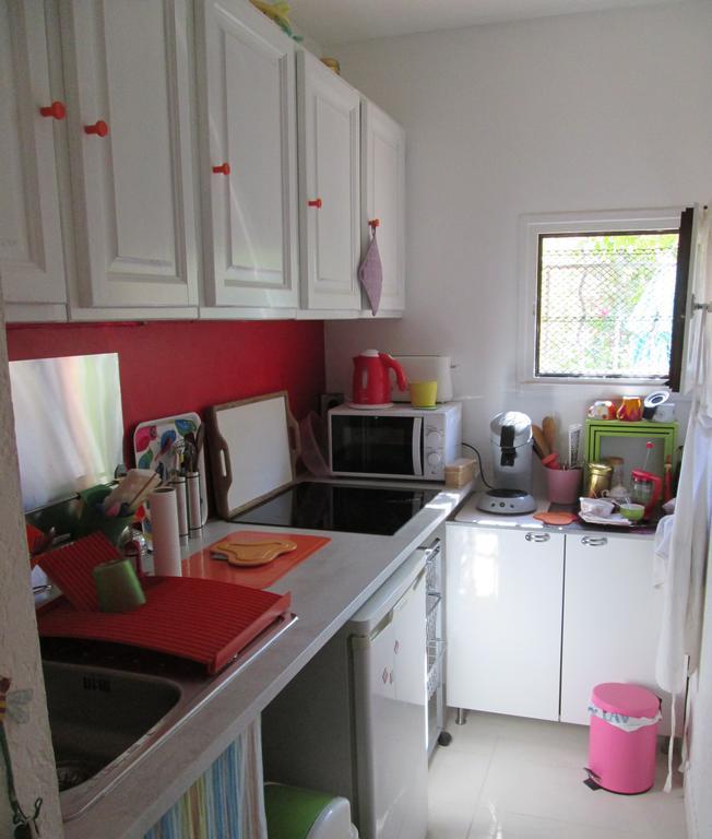 Joli Studio Avec Jardinet อาวีญง ภายนอก รูปภาพ